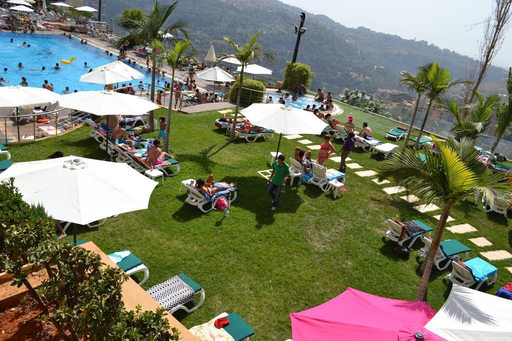 Monteverde Hotel Beit Mery Екстериор снимка