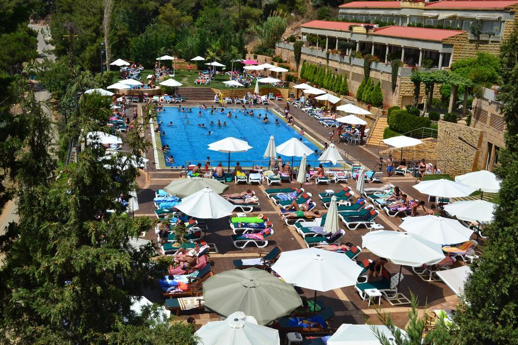 Monteverde Hotel Beit Mery Екстериор снимка