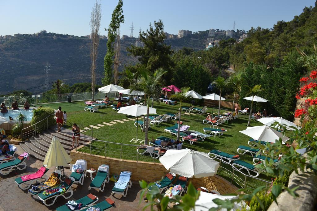 Monteverde Hotel Beit Mery Екстериор снимка